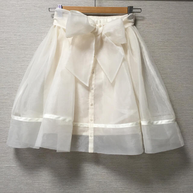SNIDEL(スナイデル)の美品 snidel スナイデル バックリボンオーガンジースカート レディースのスカート(ミニスカート)の商品写真