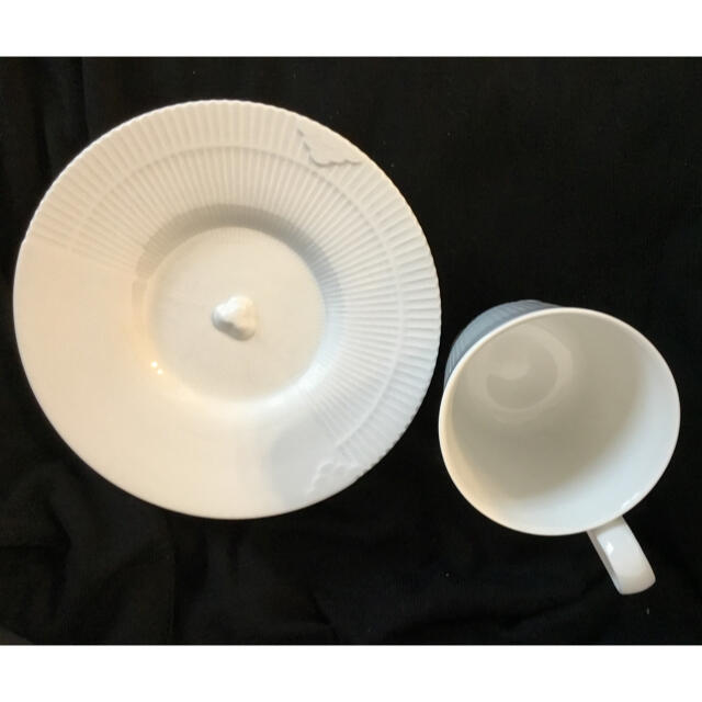 美品 ROYAL COPENHAGEN ロイヤルコペンハーゲン エレメンツ 093/094 ハイハンドルカップ＆ソーサー 4客 セット ホワイト SU4269W