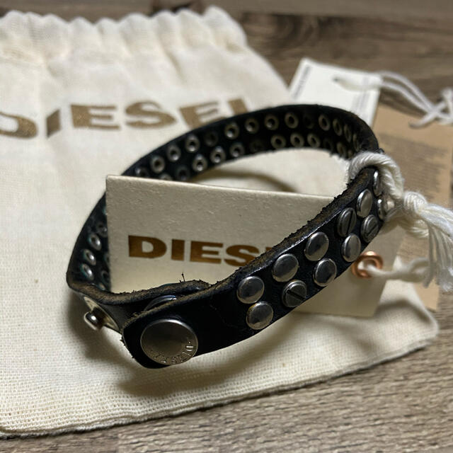 美品★箱付き★dieselブレスレット