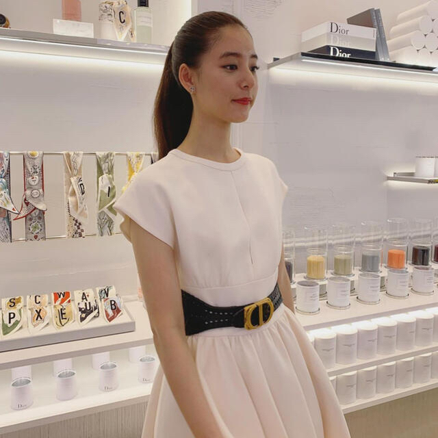 新しい季節 Christian Dior - Dior ディオール ワンピース ひざ丈