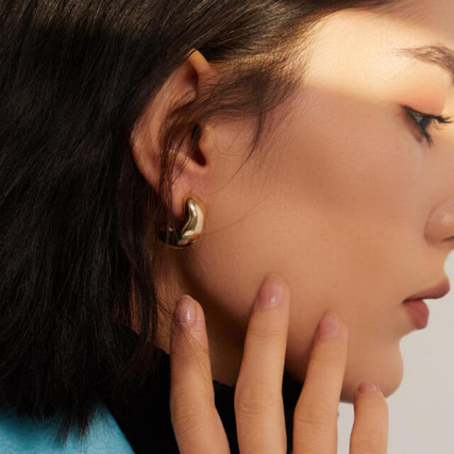 Ameri VINTAGE(アメリヴィンテージ)のMetal nuance gold pierce No.550 レディースのアクセサリー(ピアス)の商品写真