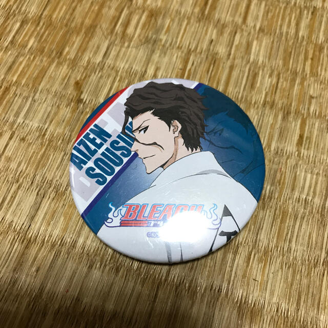 BLEACH ブリーチ 藍染惣右介 缶バッジ エンタメ/ホビーのアニメグッズ(バッジ/ピンバッジ)の商品写真