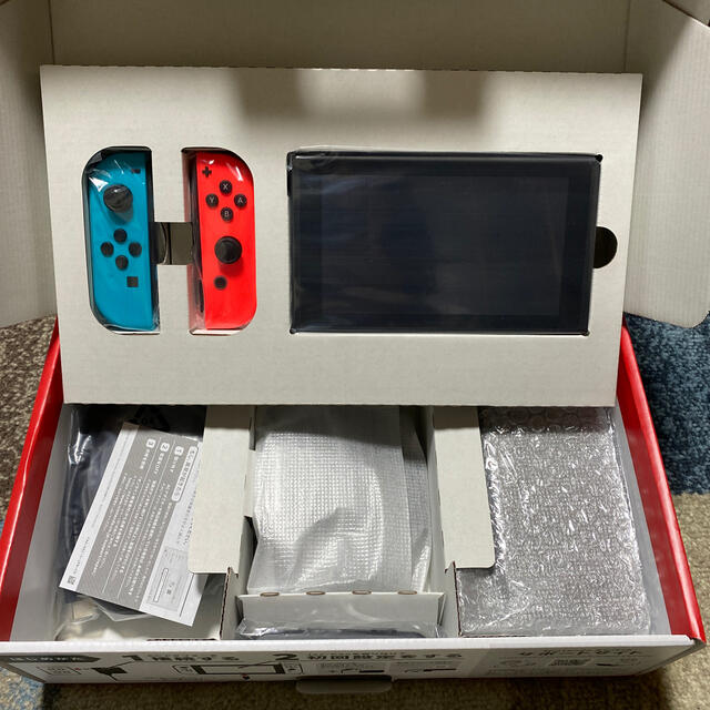 新品　任天堂Switch