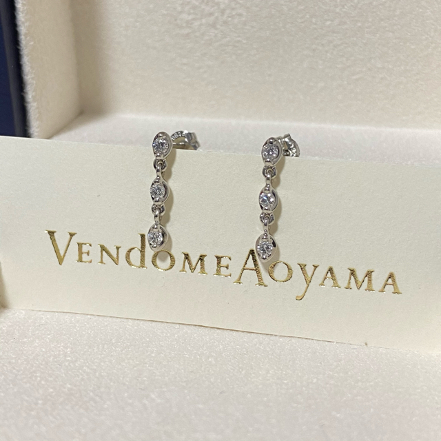 Vendome Aoyama(ヴァンドームアオヤマ)の【週末値下げ！】ヴァンドームアオヤマ　プラチナピアス　ダイヤ レディースのアクセサリー(ピアス)の商品写真