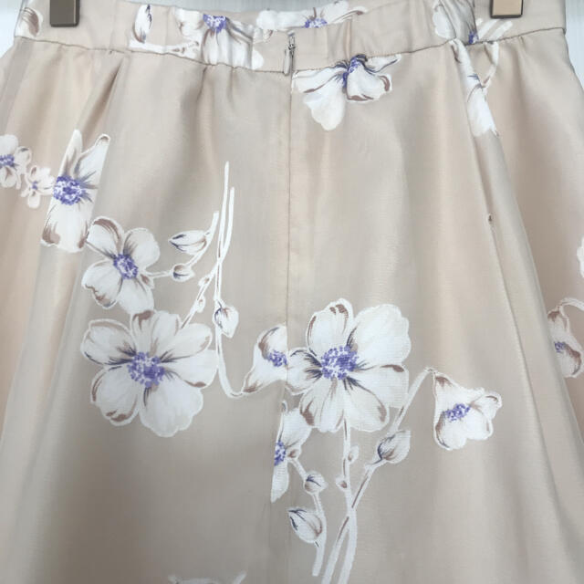 MISCH MASCH(ミッシュマッシュ)のミッシュマッシュ 花柄スカート レディースのスカート(ひざ丈スカート)の商品写真