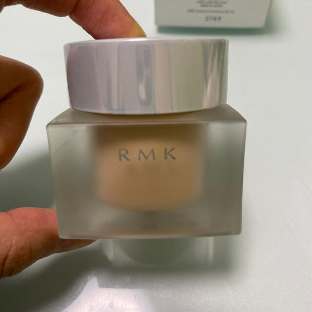 RMK(アールエムケー)のRMK クリーミィファンデーションEX 102 コスメ/美容のベースメイク/化粧品(ファンデーション)の商品写真