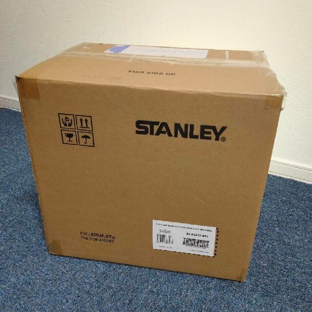 Stanley(スタンレー)の新品未使用 STANLEY スタンレー クーラーボックス15.1Lグリーン スポーツ/アウトドアのアウトドア(その他)の商品写真
