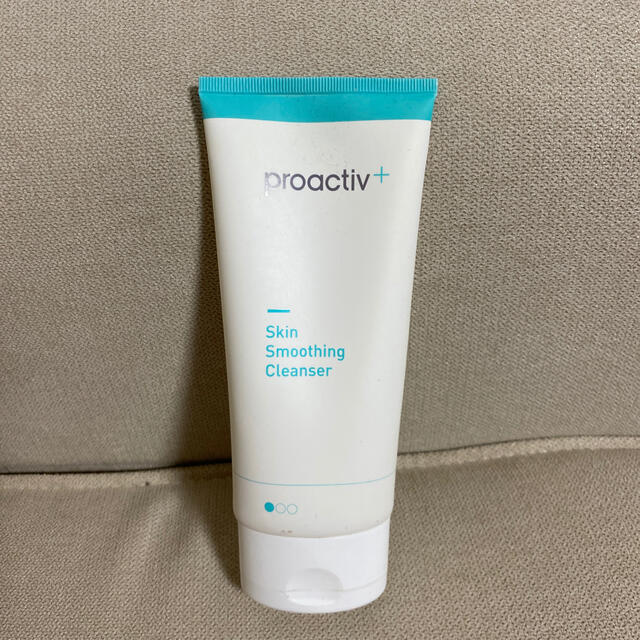 proactiv(プロアクティブ)のプロアクティブプラススキンスムージングクレンザー コスメ/美容のスキンケア/基礎化粧品(洗顔料)の商品写真