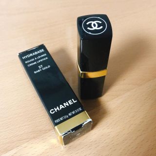 シャネル(CHANEL)のシャネルROUGEHYDRABASE27 クリスマス値下げ中(口紅)