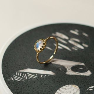 ローズカットムーンストーンのリング  指輪　天然石　ete agete 好きへ(リング)