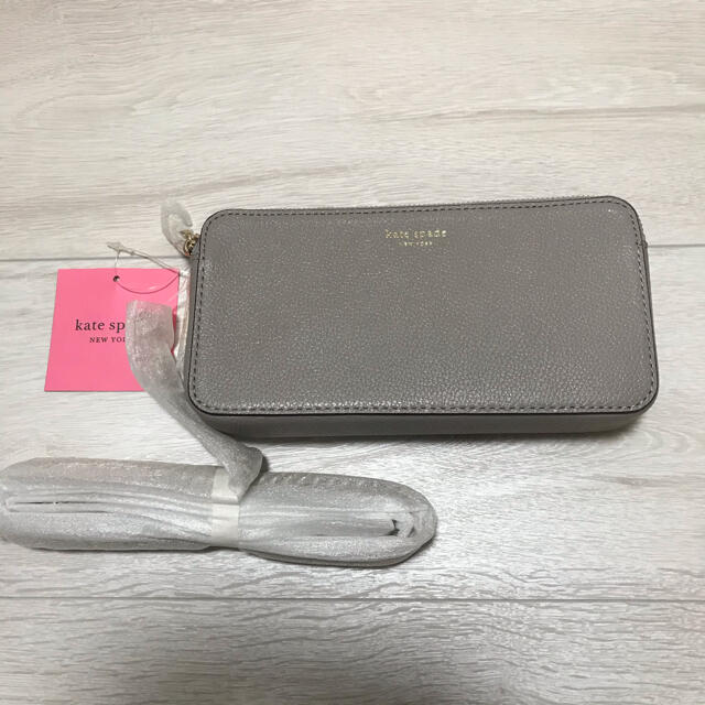 【新品】ケイトスペード kate spade ショルダーバッグ グレー 1