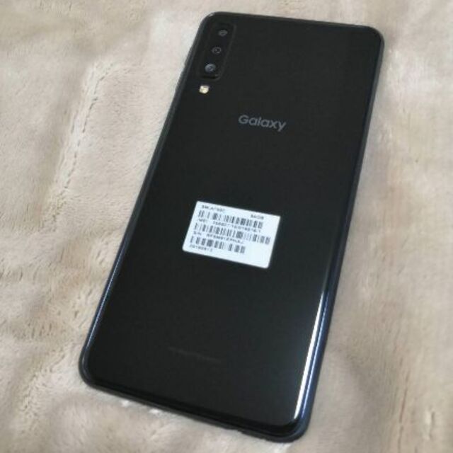 Galaxy(ギャラクシー)の【美品】Galaxy A7｜64GB｜ブラック スマホ/家電/カメラのスマートフォン/携帯電話(スマートフォン本体)の商品写真