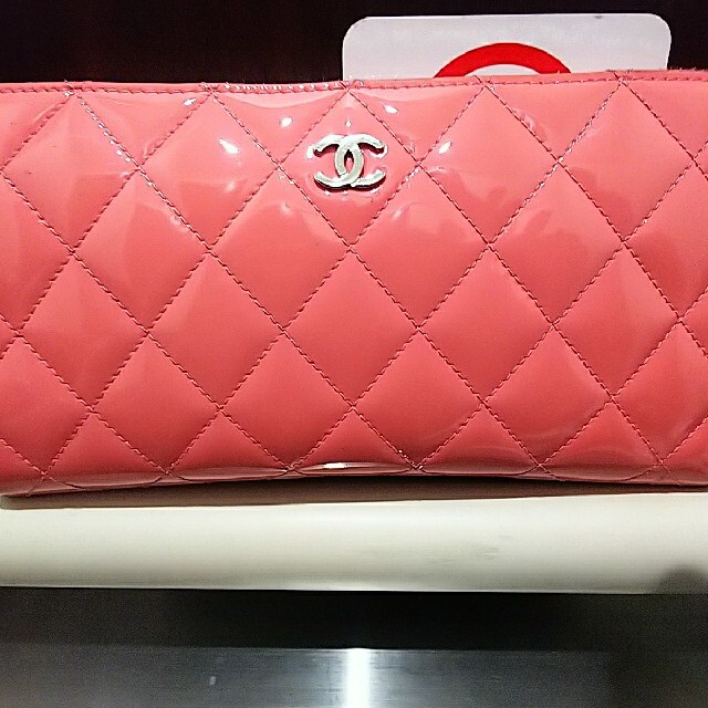 激安】 CHANEL - ‼️完売‼️シャネル ラウンド長財布 エナメルピンクの