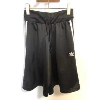 アディダス(adidas)のadidas ハーフパンツ(ハーフパンツ)