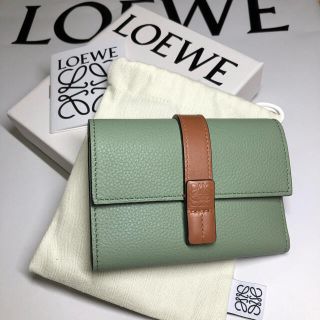 ロエベ(LOEWE)の激レア【本物】ロエベ  バーティカル ウォレット(財布)