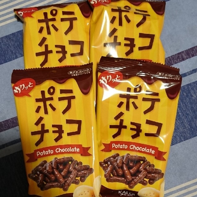 KALDI(カルディ)の4袋セット カルディ サクっとポテチョコ 食品/飲料/酒の食品(菓子/デザート)の商品写真