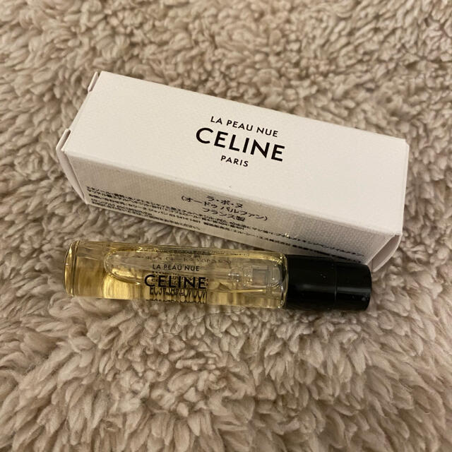 celine(セリーヌ)のceline 香水　ラポヌ　2ml コスメ/美容の香水(香水(女性用))の商品写真