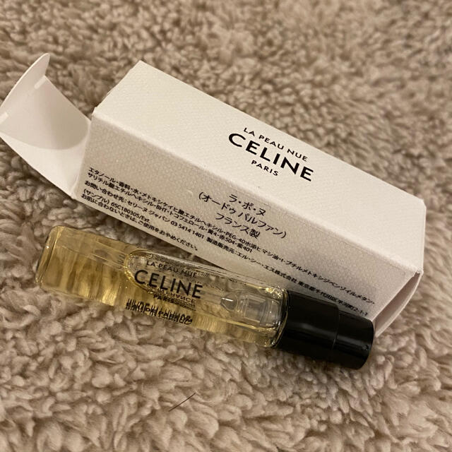 celine(セリーヌ)のceline 香水　ラポヌ　2ml コスメ/美容の香水(香水(女性用))の商品写真