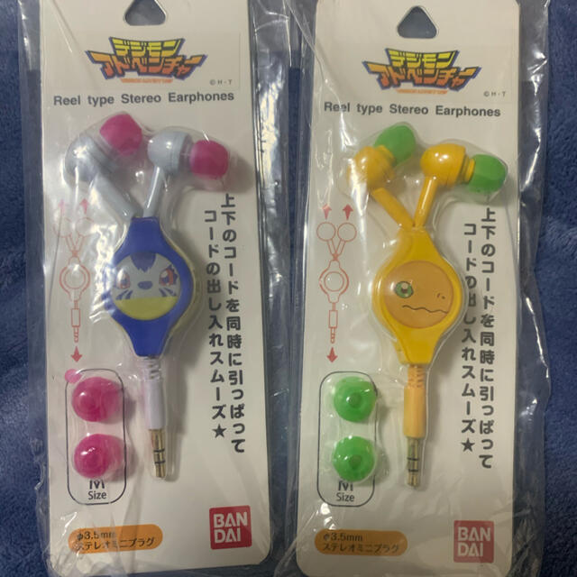 BANDAI(バンダイ)のデジモン　イヤフォン スマホ/家電/カメラのオーディオ機器(ヘッドフォン/イヤフォン)の商品写真