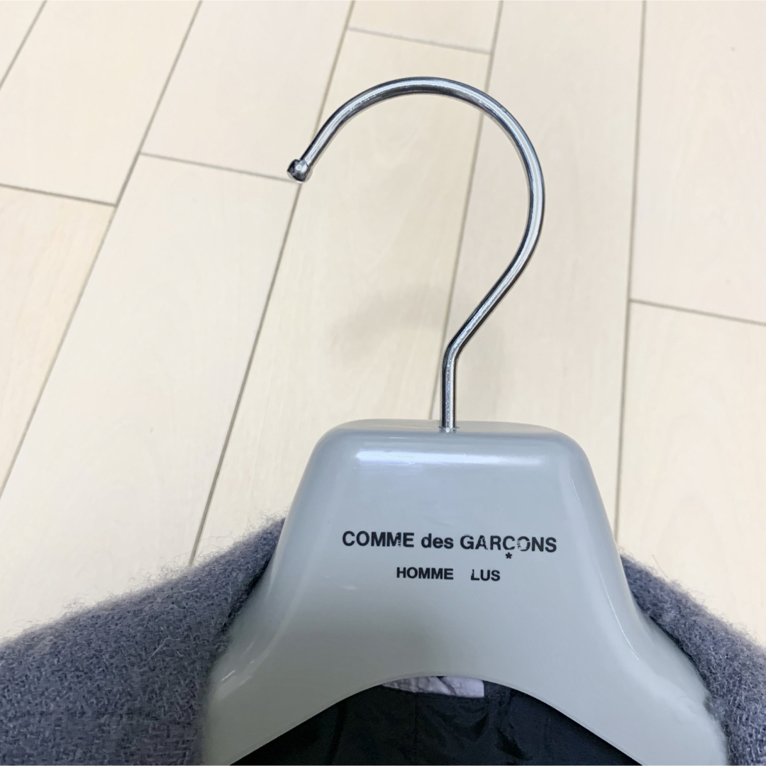 COMME des GARCONS HOMME PLUS(コムデギャルソンオムプリュス)のCOMME des GARCONS HOMME PLUS ノーカラー ジャケット メンズのジャケット/アウター(ノーカラージャケット)の商品写真