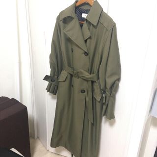 スライ(SLY)の【miumiu様専用】SLY THICK SLEEVE LOOSE (トレンチコート)