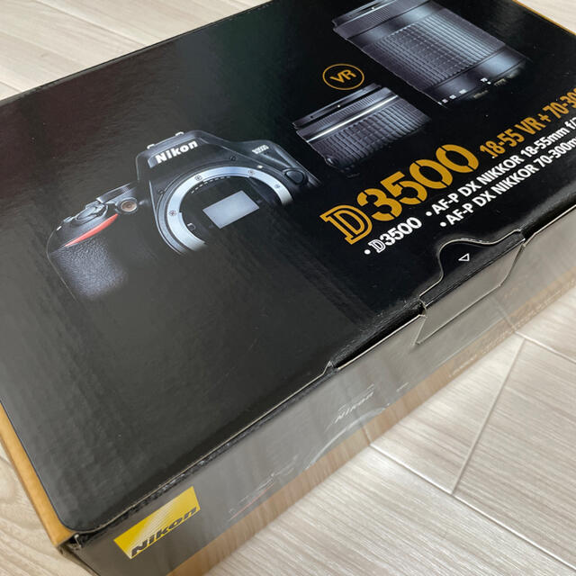 【新品未開封】Nikon D3500 ダブルズームキットカメラ
