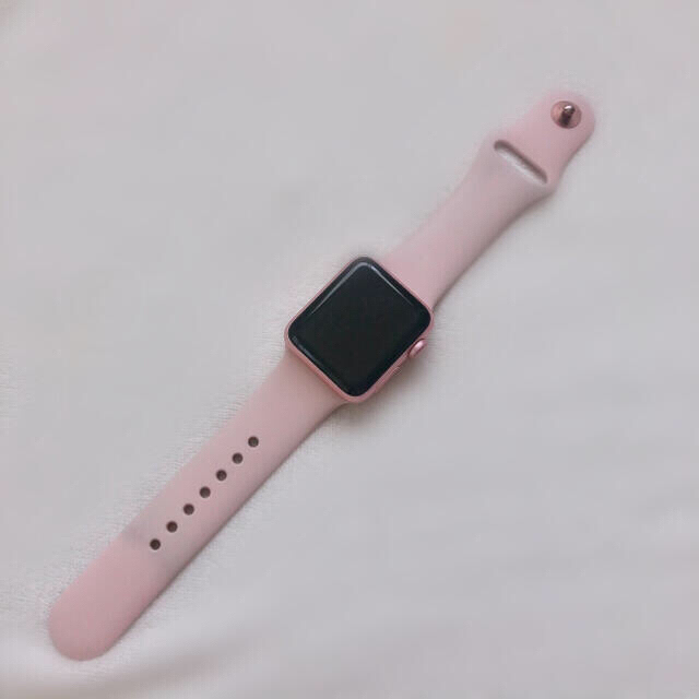 Apple Watch(アップルウォッチ)のApple Watch Series2 アップルウォッチ　ピンク　ローズゴールド レディースのファッション小物(腕時計)の商品写真