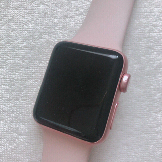 Apple Watch(アップルウォッチ)のApple Watch Series2 アップルウォッチ　ピンク　ローズゴールド レディースのファッション小物(腕時計)の商品写真