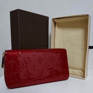 ルイヴィトン(LOUIS VUITTON)の美品 ヴィトン ヴェルニ 長財布 ミニ財布 オンザゴー ヴァニティ ヴェルソ(財布)