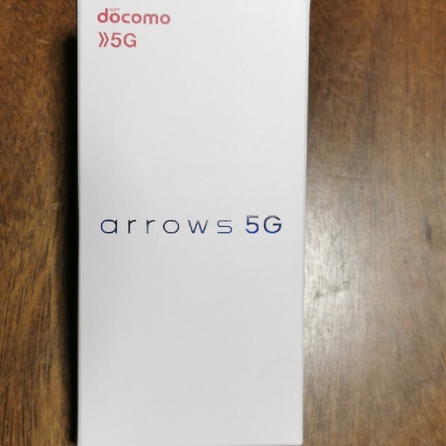 富士通(フジツウ)の【新品未使用】docomo arrows 5G F-51A/K スマホ/家電/カメラのスマートフォン/携帯電話(スマートフォン本体)の商品写真