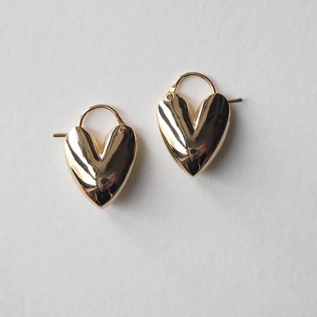 R.ALAGAN Tiny Puffy Heart Hoops ララガン | chidori.co R.ALAGAN Tiny Puffy Heart Hoops ララガン | chidori.co