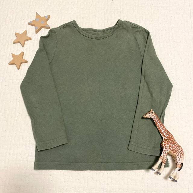 UNIQLO(ユニクロ)のUNIQLO カットソー 2枚セット キッズ/ベビー/マタニティのキッズ服男の子用(90cm~)(Tシャツ/カットソー)の商品写真