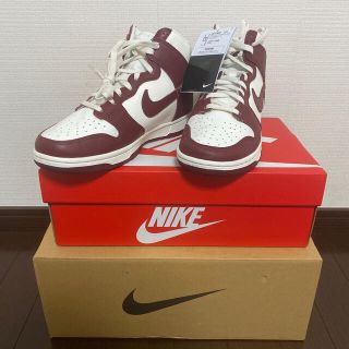 ナイキ(NIKE)のナイキ W NIKE DUNK HIGH TEAM RED 24.5 送料無料(スニーカー)