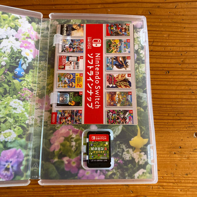 Nintendo Switch(ニンテンドースイッチ)のピクミン3 デラックス Switch エンタメ/ホビーのゲームソフト/ゲーム機本体(家庭用ゲームソフト)の商品写真