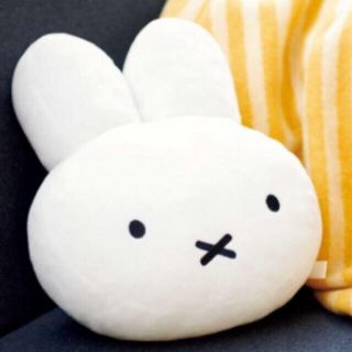 タカラジマシャ(宝島社)のリンネル 4月号 付録 miffy ふわふわやわらかミッフィークッション(クッション)