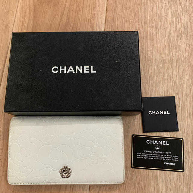 CHANEL シャネル　カメリア　長財布レディース