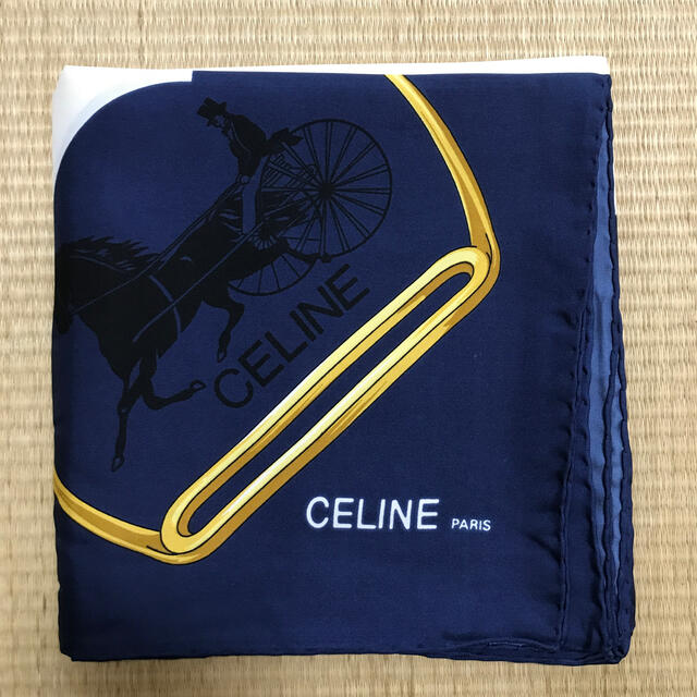 celine(セリーヌ)の【新品未使用】セリーヌ　スカーフ　CELINE  100%シルク  レディースのファッション小物(バンダナ/スカーフ)の商品写真
