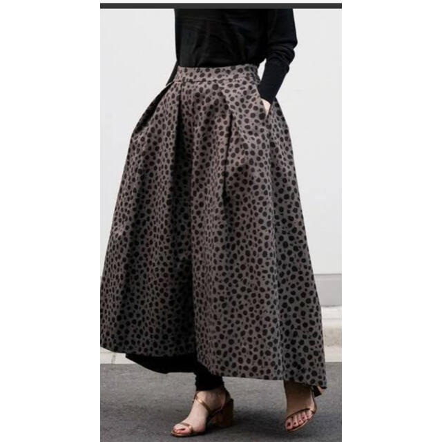 IENA(イエナ)のイエナ　レオパートスカート レディースのスカート(ロングスカート)の商品写真