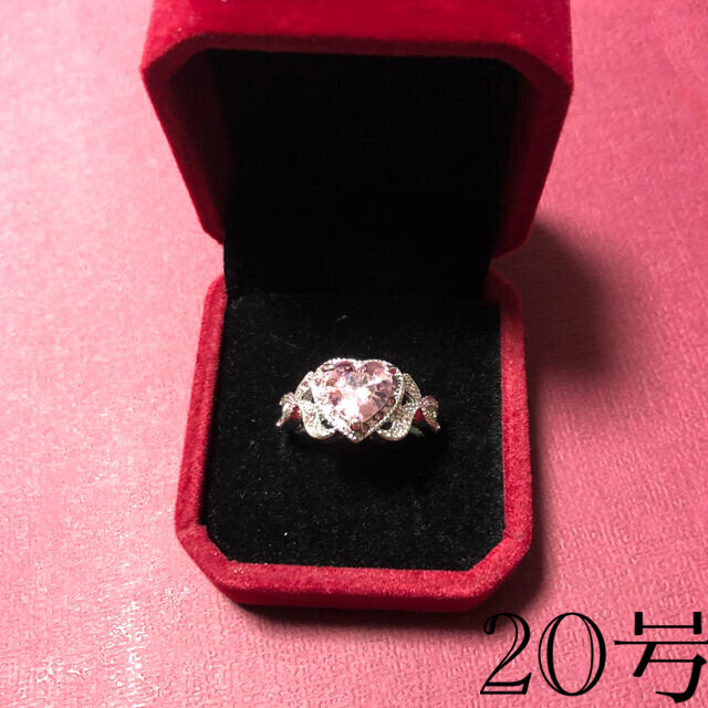 ファッションハート3CTピンクリング レディースのアクセサリー(リング(指輪))の商品写真