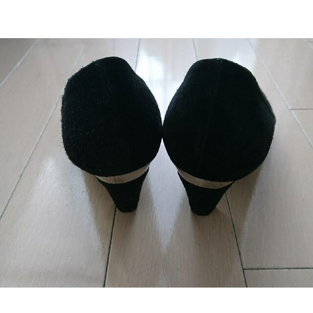 K.Y ブラックスエード素材のパンプス レディースの靴/シューズ(ハイヒール/パンプス)の商品写真