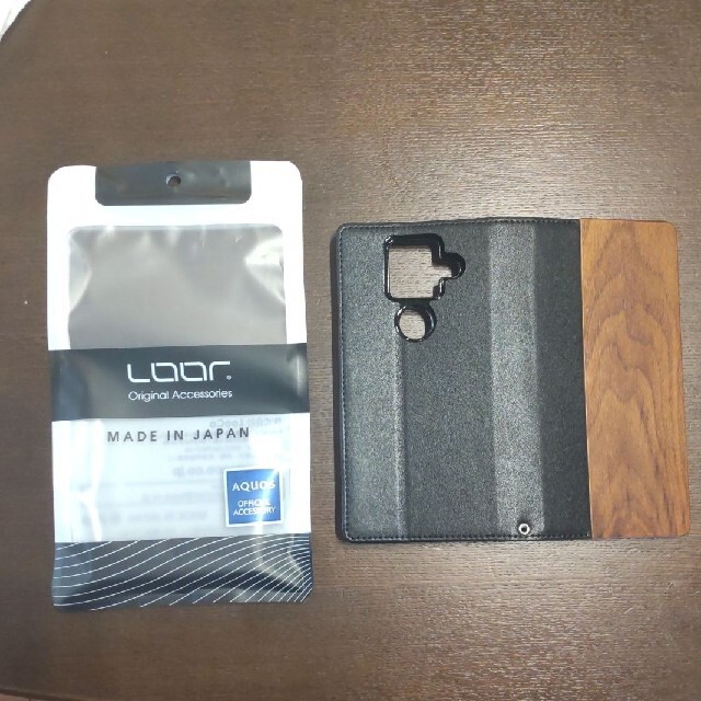 SHARP(シャープ)のスマホケース AQUOS sense4 plus  ウォルナット スマホ/家電/カメラのスマホアクセサリー(Androidケース)の商品写真