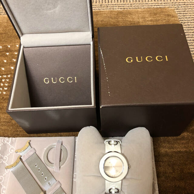 Gucci(グッチ)のグッチ腕時計 レディースのファッション小物(腕時計)の商品写真