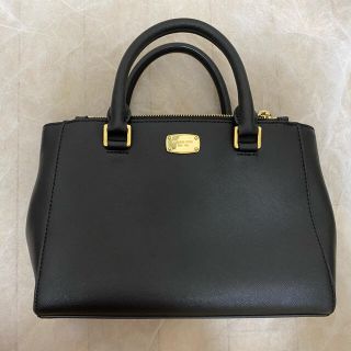 マイケルコース(Michael Kors)のマイケルコース  黒　バッグ(ハンドバッグ)