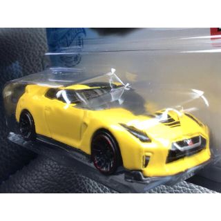 ニッサン(日産)のホットウィール 2017 ‘17 日産 ニッサン GT-R R35 イエロー 黄(ミニカー)