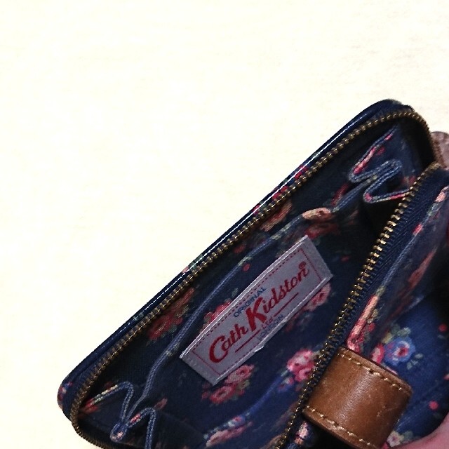 Cath Kidston(キャスキッドソン)のキャスキッドソン 財布 レディースのファッション小物(財布)の商品写真