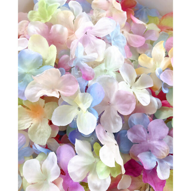 あじさい　造花　花びら　大小・カラー　ミックス ハンドメイドの素材/材料(各種パーツ)の商品写真