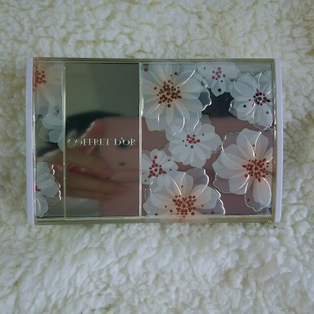 Coffret D Or 未使用 パクト用ケースの通販 By けろけろ S Shop コフレドールならラクマ Coffret D Or 未使用 パクト用ケースの通販 By けろけろ S Shop コフレドールならラクマ