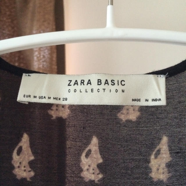 ZARA(ザラ)のエスニック柄ガウン レディースのジャケット/アウター(ガウンコート)の商品写真