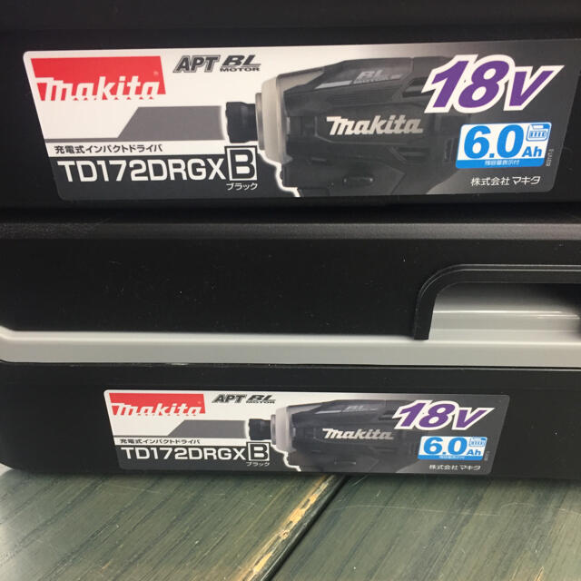 注目の福袋をピックアップ! Makita ドライバ2台セット インパクト 18V TD172DRGX makita - 工具/メンテナンス 注目の福袋をピックアップ! Makita ドライバ2台セット インパクト 18V TD172DRGX makita - 工具/メンテナンス