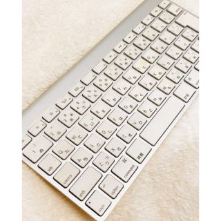 アップル(Apple)のApple純正 Magic Keyboard A1314 (単三電池つき🔋)(PC周辺機器)